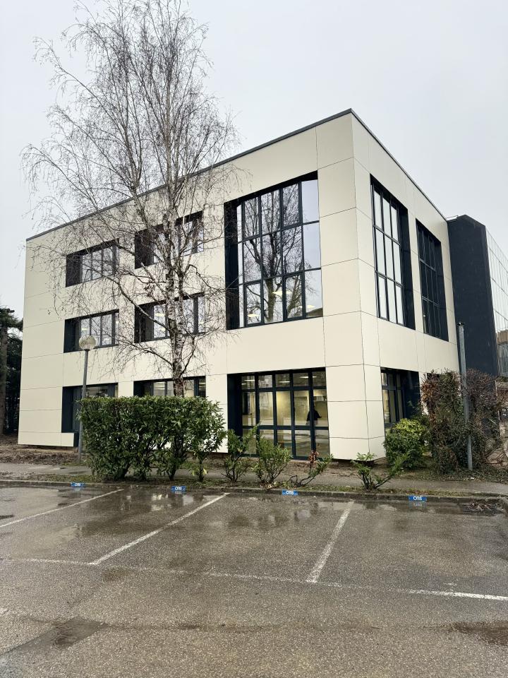 Bureau Saint-Didier-au-Mont-d'Or 1383m² Location bureau Saint-Didier-au-Mont-d'Or Rhône OLBUR2313558 1